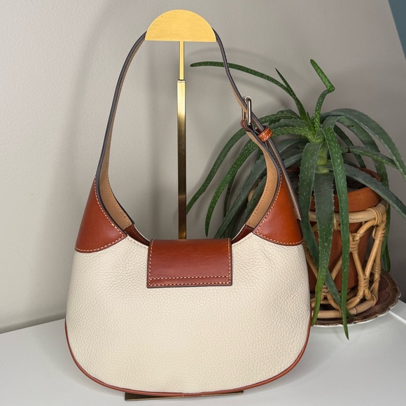 Dooney & Bourke Pebble Turnlock Hobo 26 Cream Chestnut Pebble Leather Bag - Picture 4 of 12